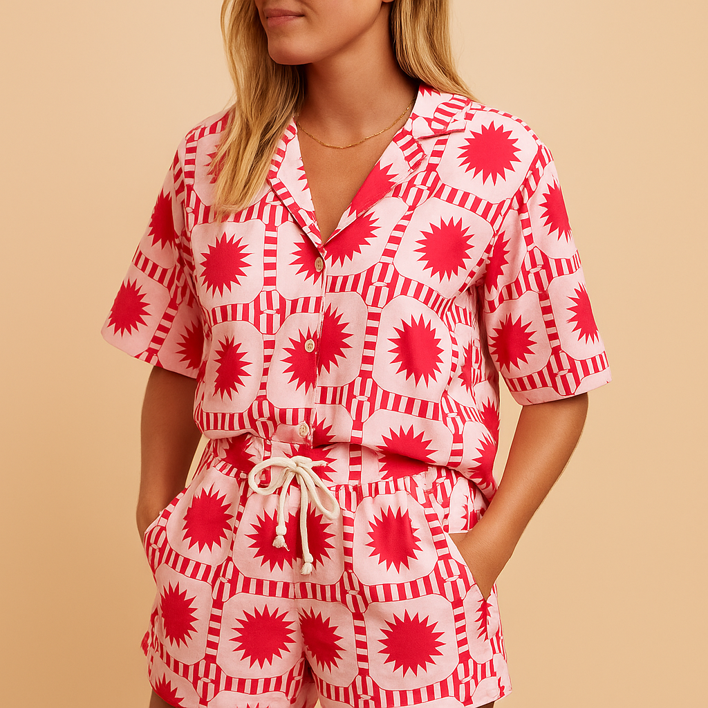 Bequeme Damen Sommeroutfit mit Blumenmuster und elastischem Bund | Nena-Genf Boutique