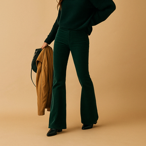 Stoffhose Damen im Retro-Look mit ausgestelltem Bein | Maartje-4